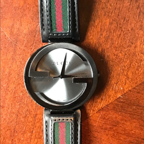 Authentic Gucci Interlocking Watch LIKE NEW unisex - Picture 3 of 4